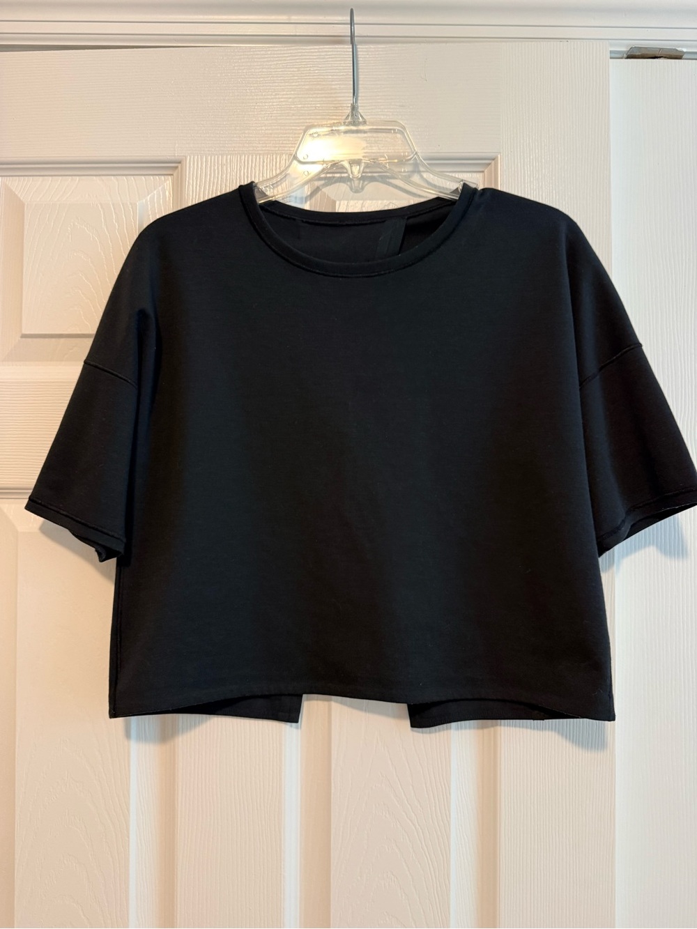 Lululemon Black Cropped Boxy Top